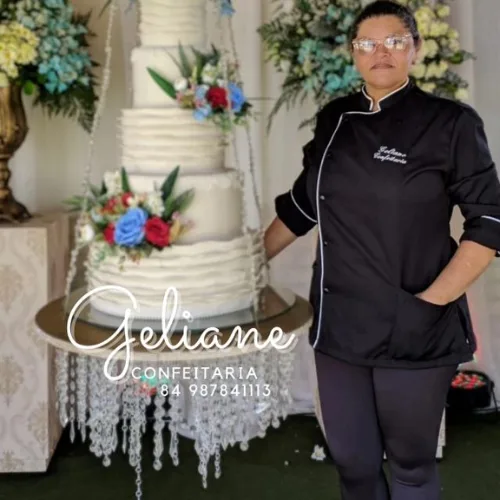 Confeitaria (bolos e doces) - Geliane